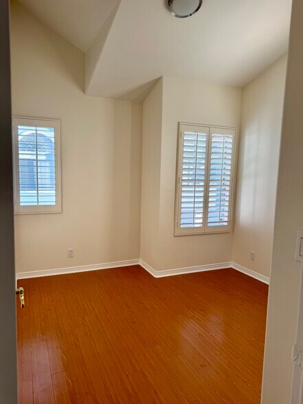 Building Photo - 2350 Foothill Blvd