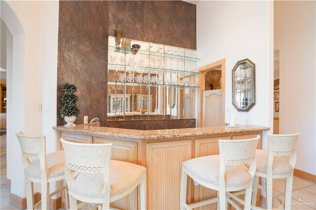 Building Photo - 23 Red River Dr