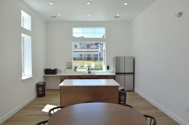 Building Photo - Breathtaking Salt Lake Valley Views | Herriman, UT