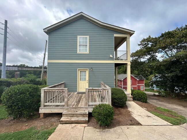 Building Photo - 227 Madison Heights