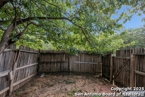 Building Photo - 10619 Mathom Landing