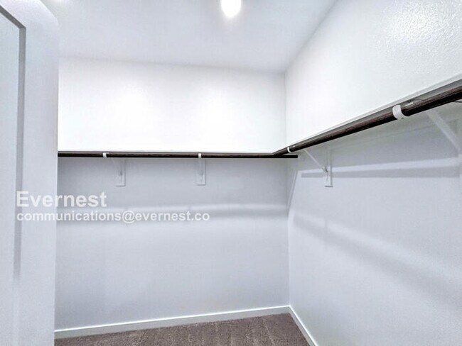 Building Photo - 32506 Timber Point Dr