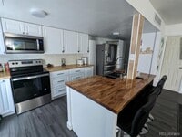 Building Photo - 7998 Chase Cir