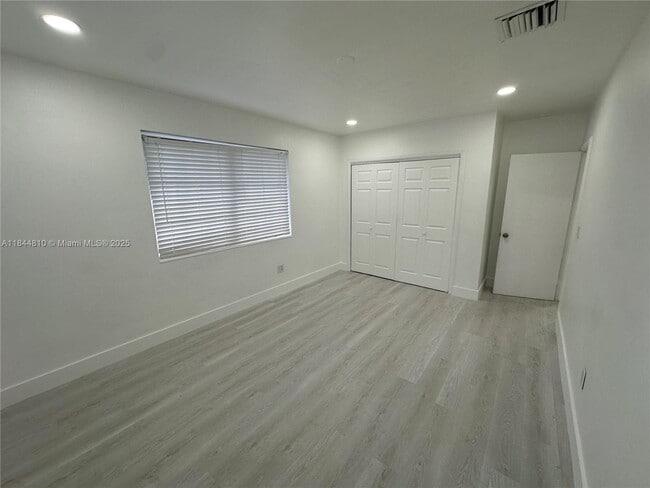 Building Photo - 720 NE 70th St