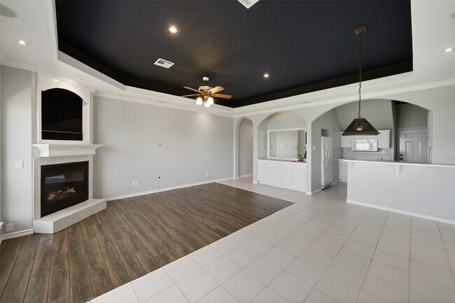Building Photo - 16 Regency Pt