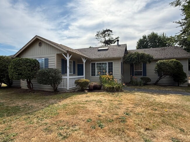 Building Photo - Charming No-Stairs Rambler – Move-In Ready...