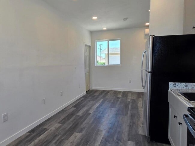 Building Photo - 1819 Oakshire Ct