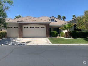Building Photo - Gated Meticulous Summerlin Home