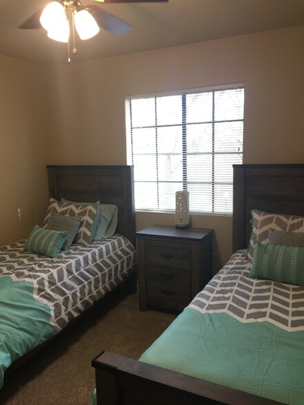 Building Photo - 101 S Players Club Dr