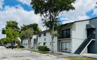 Building Photo - 6975 NW 179th St