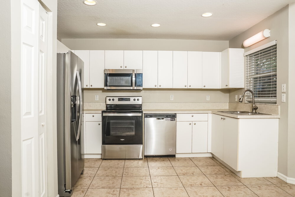 Building Photo - 4638 Breezy Pines Blvd