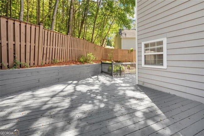 Building Photo - 4220 Hunters Green Way NE