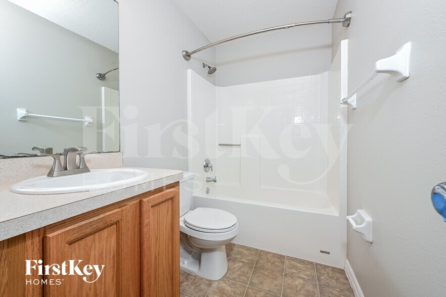 Building Photo - 2515 Kumquat Dr