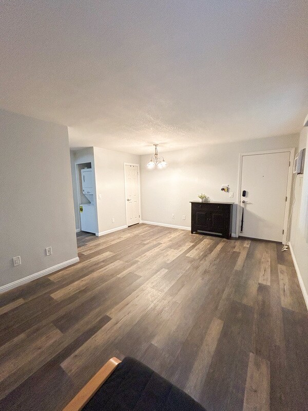 Building Photo - 5252 Orange Ave