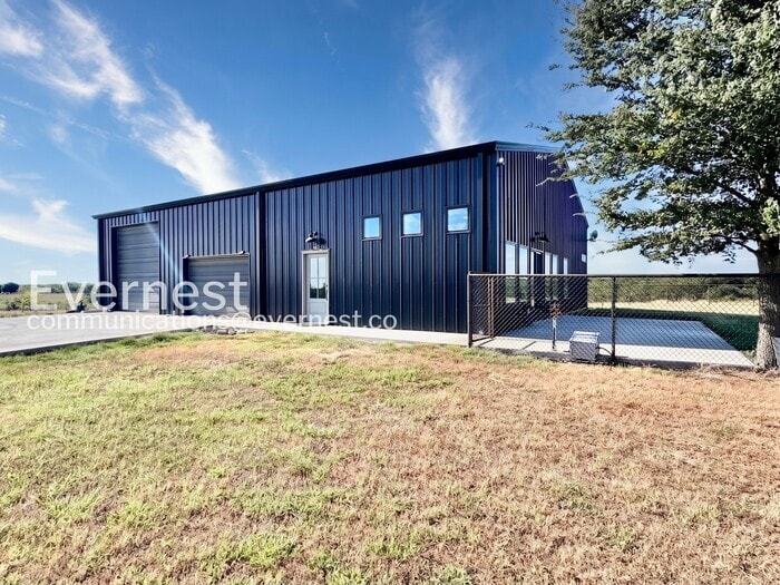 Building Photo - 20381 Ferguson Rd