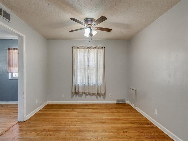 Building Photo - 3801 NW 51st St