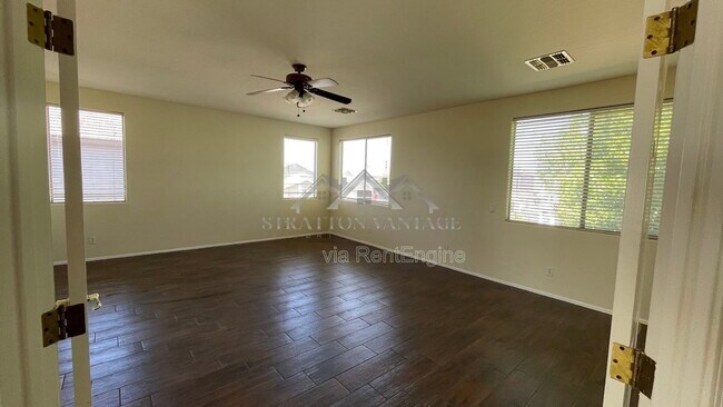 Building Photo - 6814 W Lariat Ln