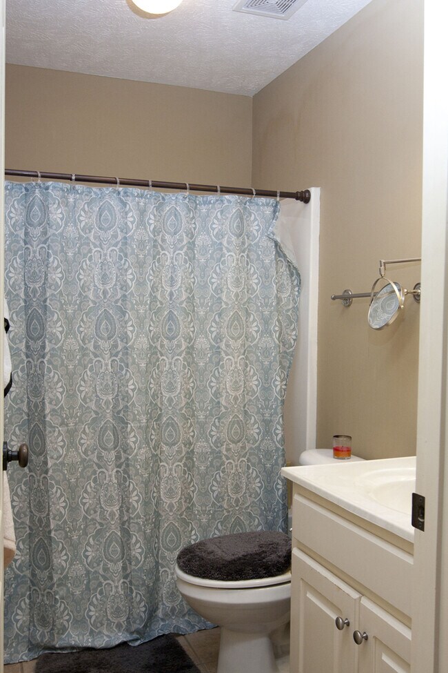 Building Photo - Calton Hill