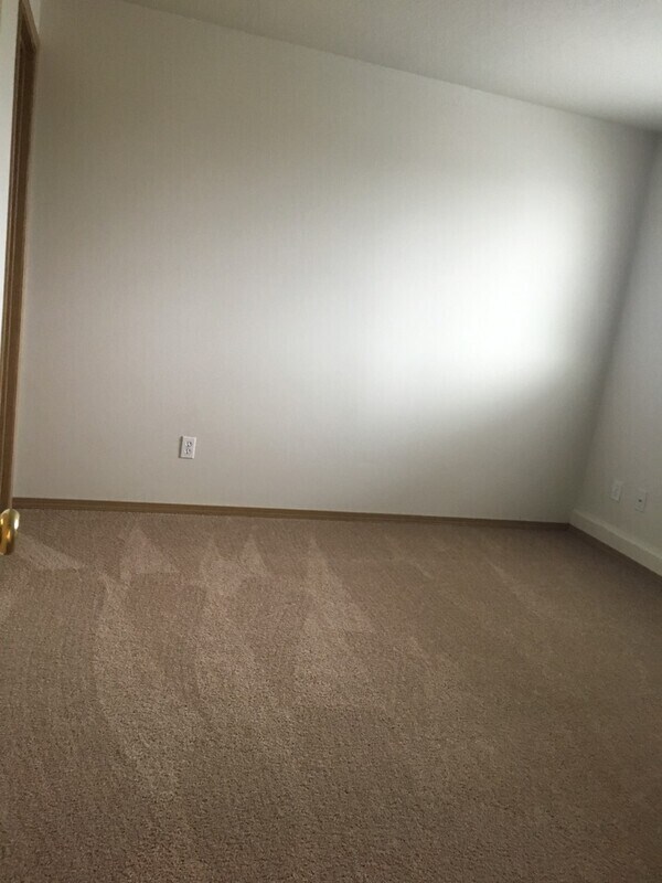 Building Photo - 8619 Overland Ct