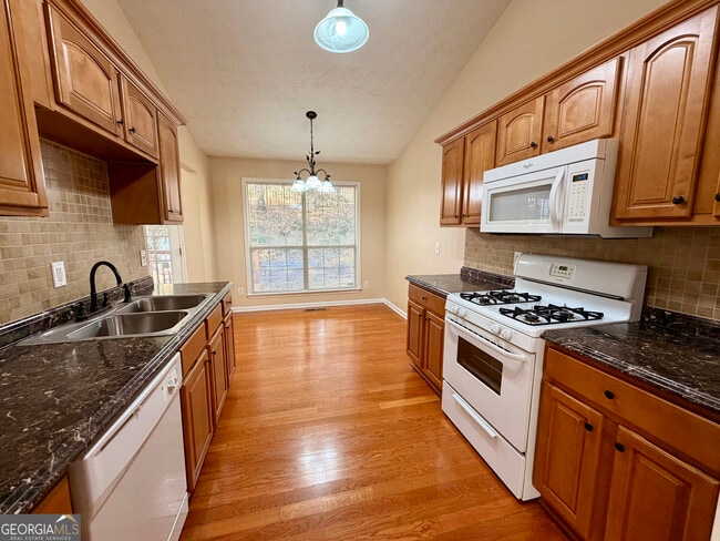 Building Photo - 604 Victorian Cir