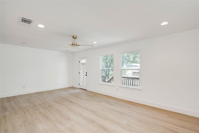 Building Photo - 4507 Yellow Rose Trail