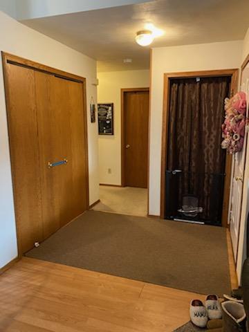 Hallway - 3555 N Gillett St