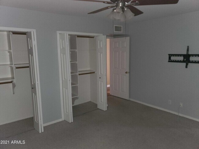 Building Photo - 5332 N 82nd St