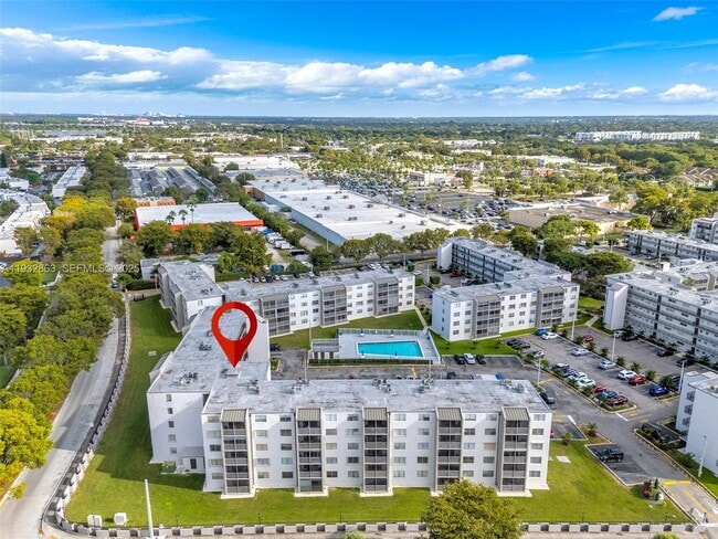 Building Photo - 14180 SW 84th St