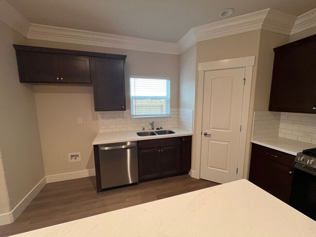 Building Photo - New build in Shastina Ranch Subdivision