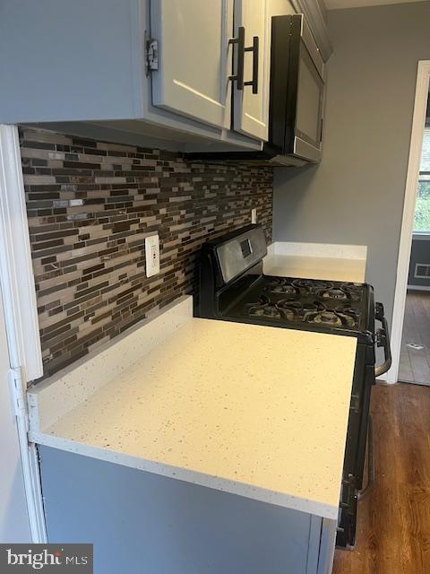 Building Photo - 7001 Blue Bird Ct