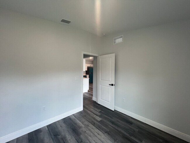 Building Photo - GREAT 3 BD/2BA Home in Ocala!!