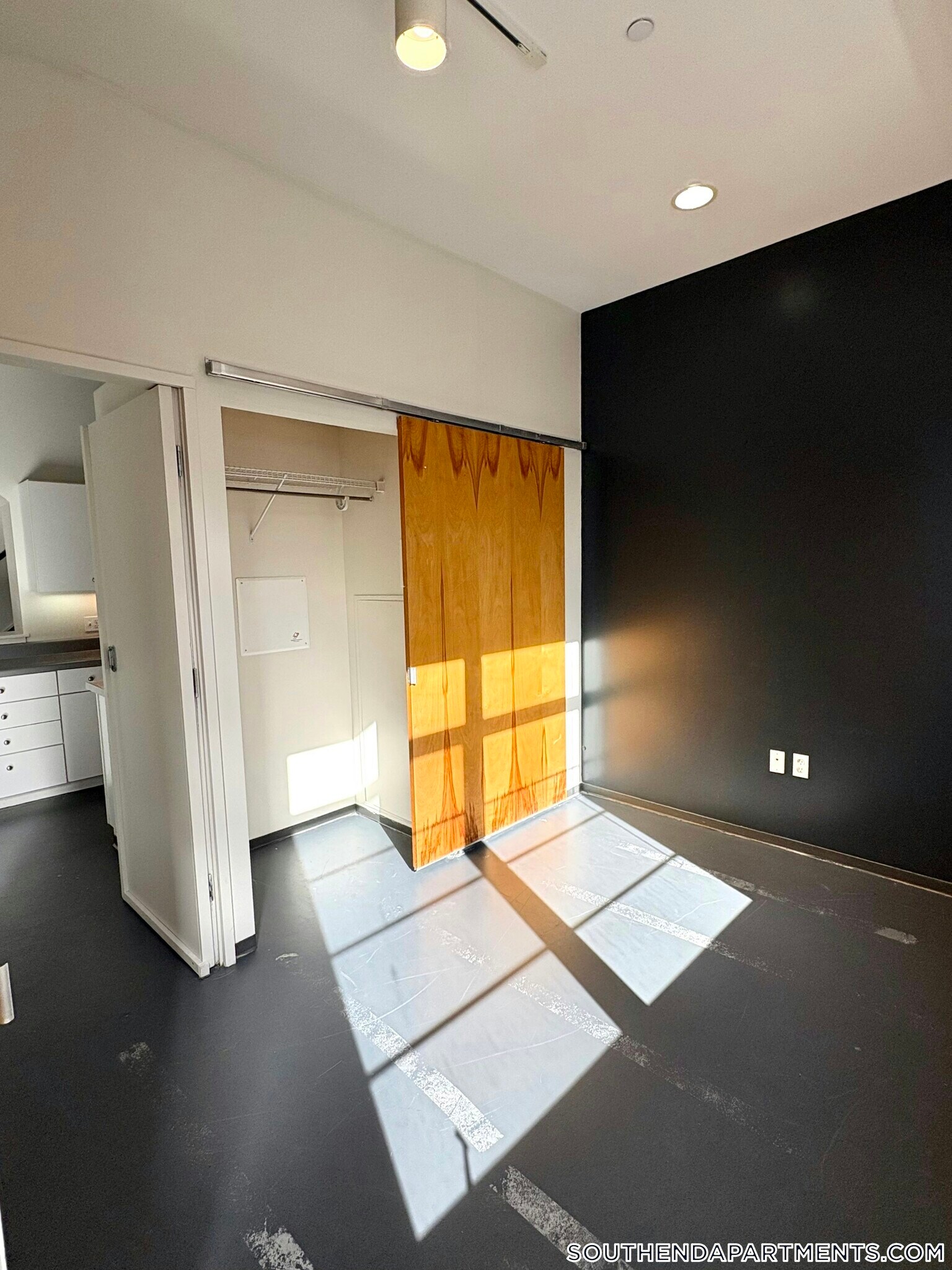 Building Photo - 160 E Berkeley St