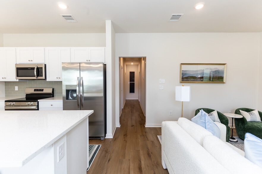 BPP - Cypress Point Model Home-Web-0021.jpg - Cypress Point Cottages