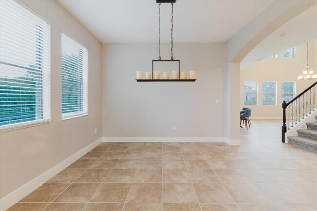 Building Photo - 1389 Heritage Landings Dr