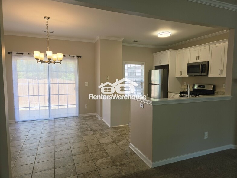 Building Photo - 57 Highoak Dr