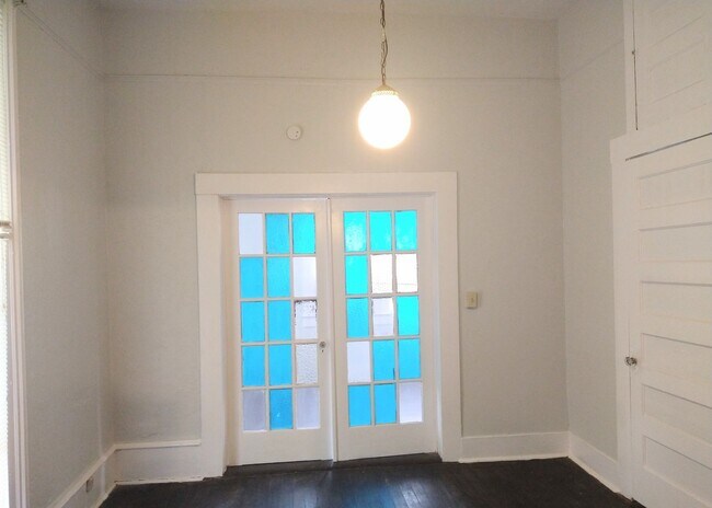 Building Photo - GOVERNMENT HILL***APARTMENT***CLOSE TO FT. SAM & THE PEARL