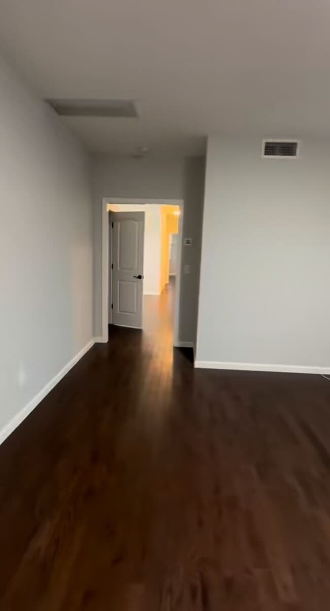 Building Photo - 8633 59th Ave