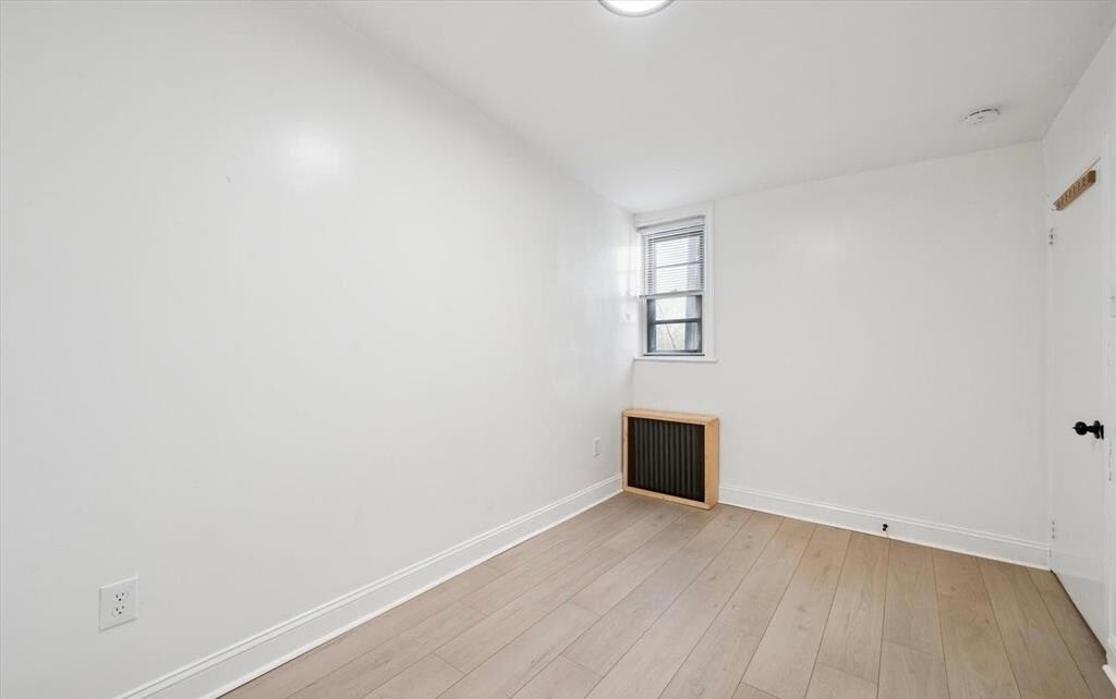 Building Photo - 2038 S Darien St