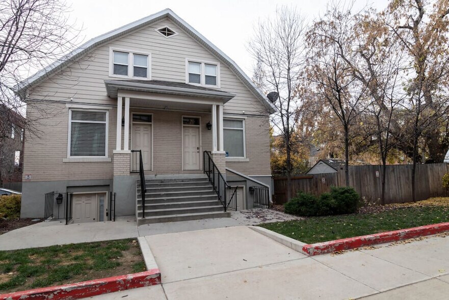 Building Photo - 676 Markea Ave