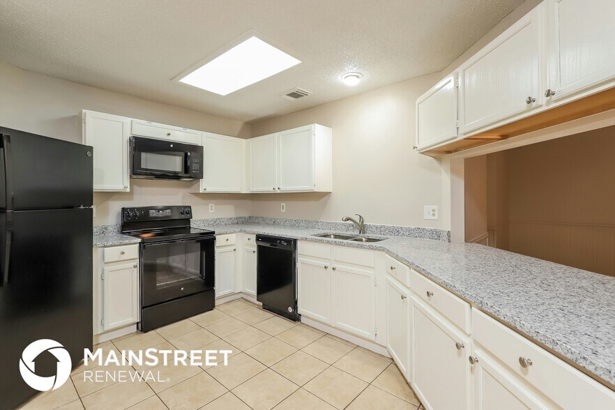 Building Photo - 13406 Forum Rd