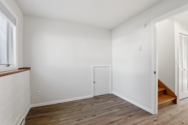 Building Photo - 957 Beta Dr