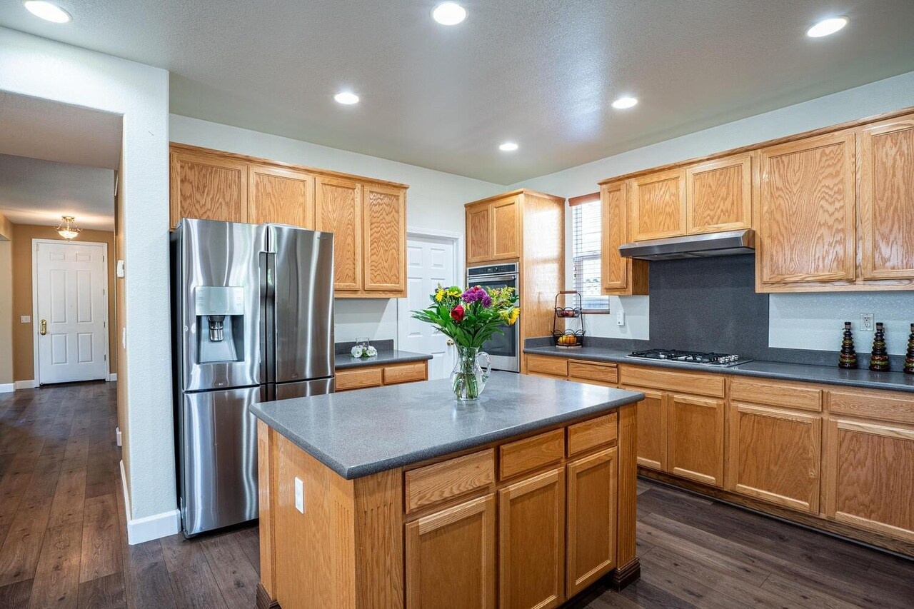 Building Photo - 820 Ben Ingram Ln