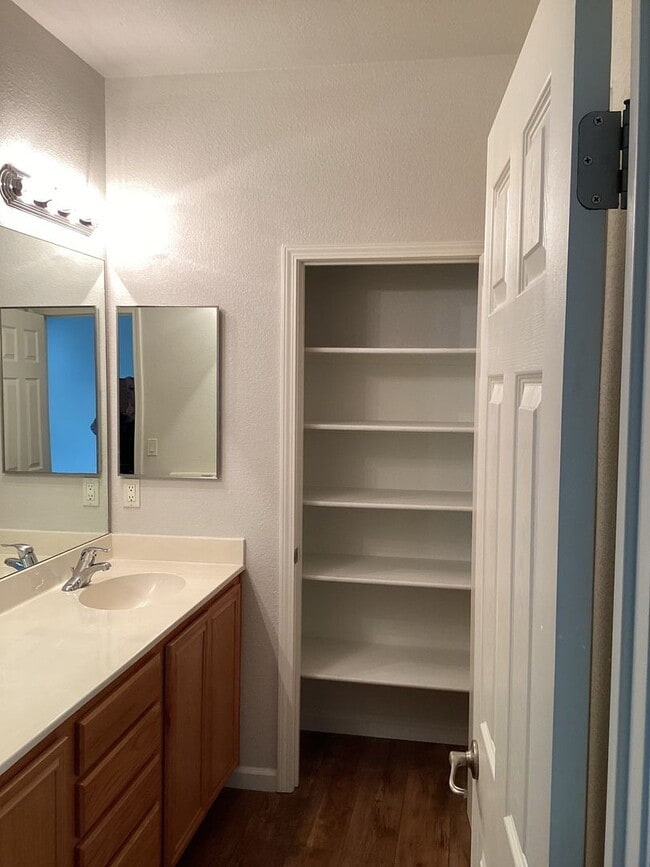 Building Photo - PRICE JUST REDUCED, ONLY $2,400 PER MONTH WITH A MOVE IN SPECIAL OF 1/2 OFF THE 1ST MONTH RENT FO...