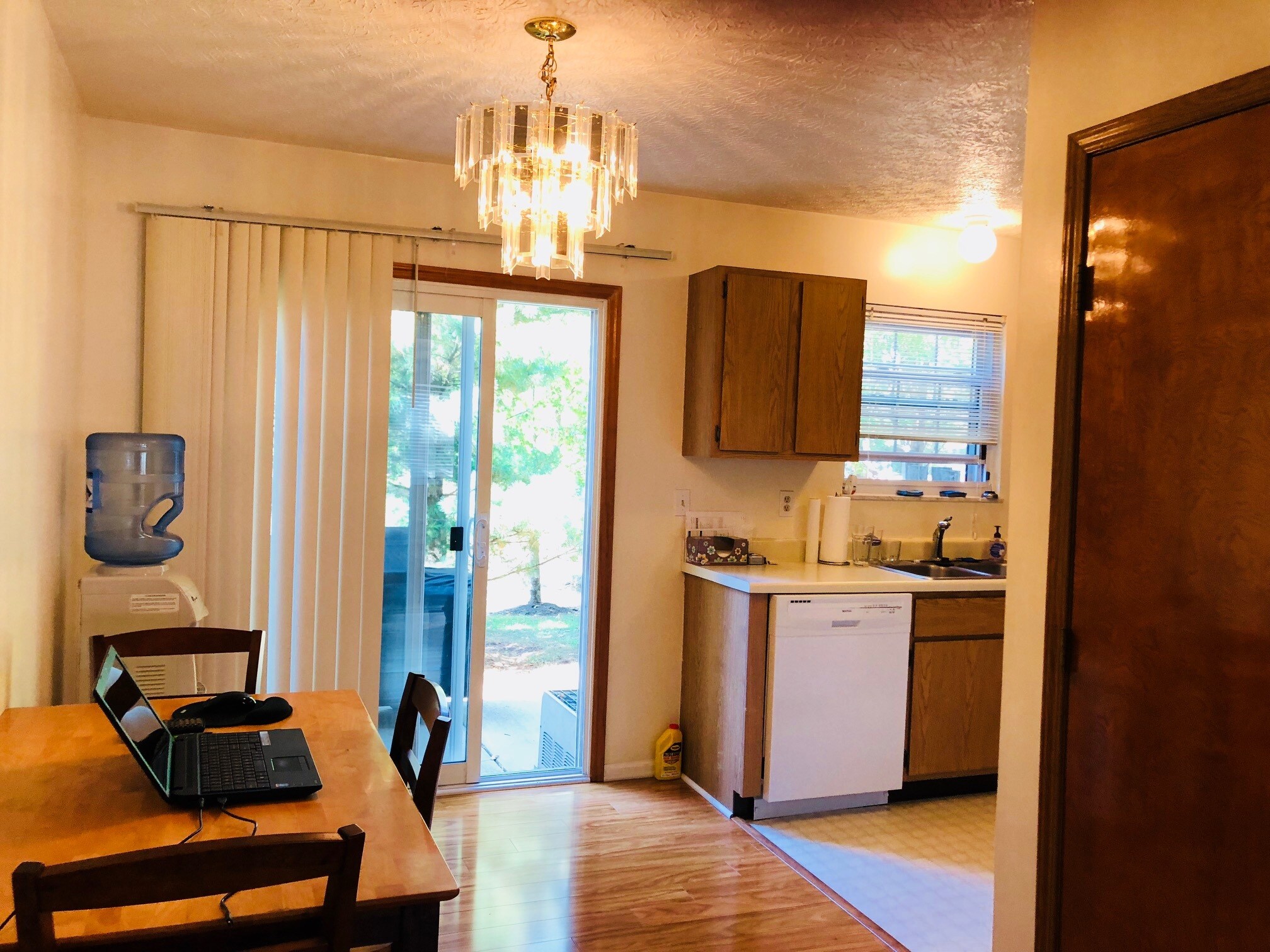 Building Photo - 8179 Rochester Way