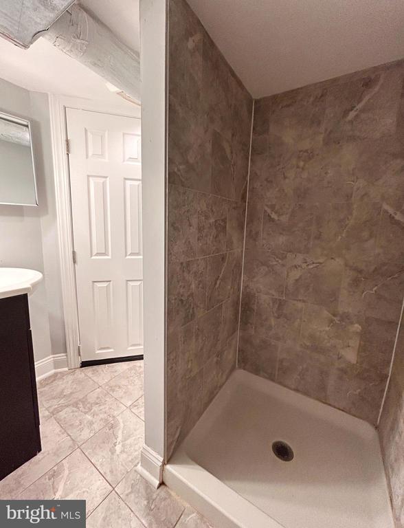 Building Photo - 6223 Hazel Ave