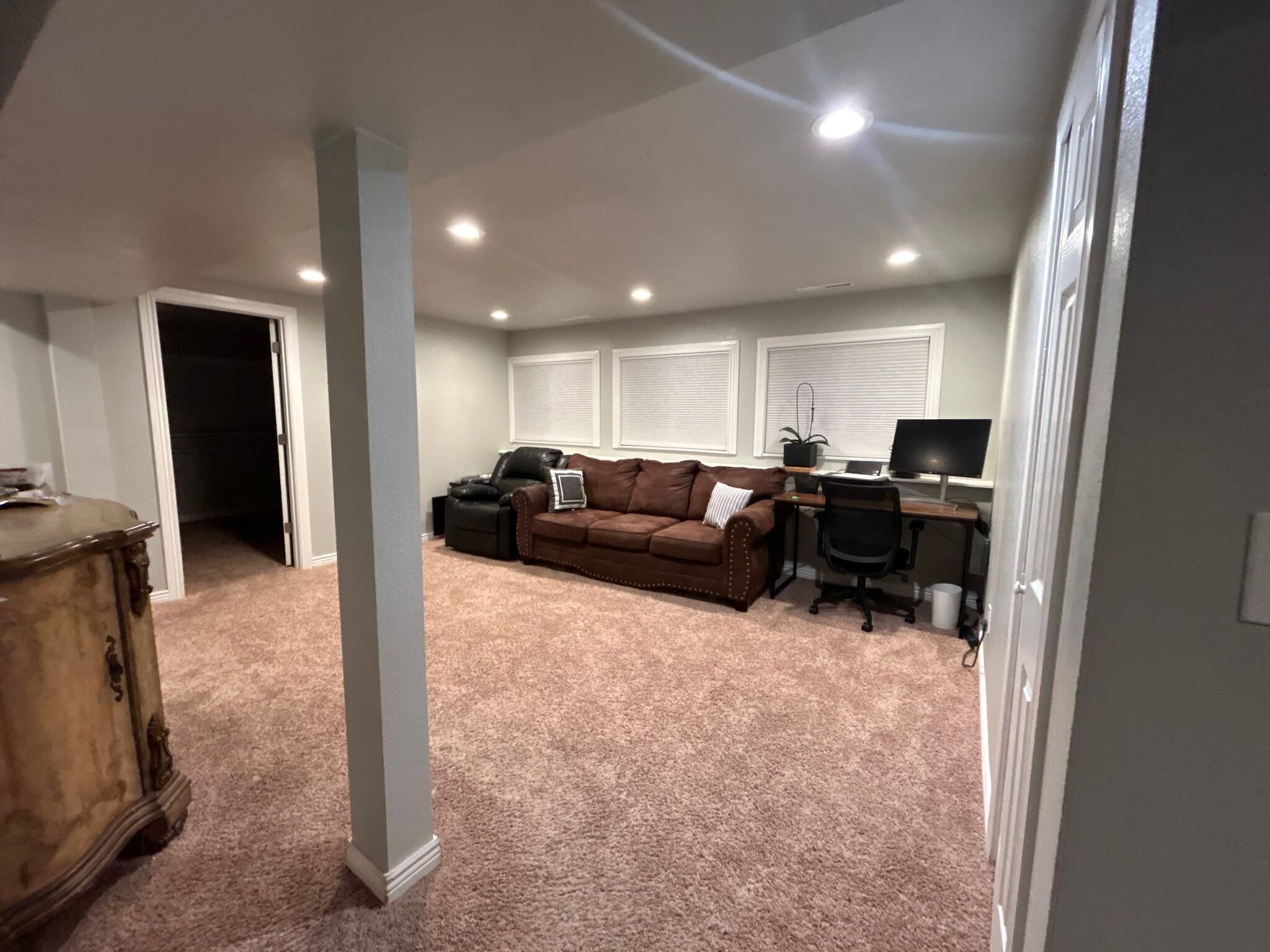 Building Photo - 3108 Moonbeam Cir S