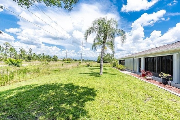 Building Photo - 26186 Northern Cross Rd