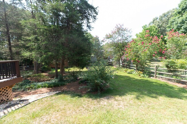 Building Photo - 5517 Robinridge Rd