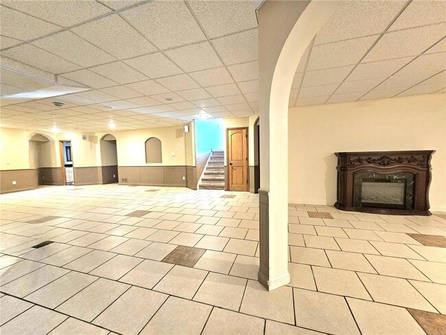Building Photo - 1209 Lewis Ave SW