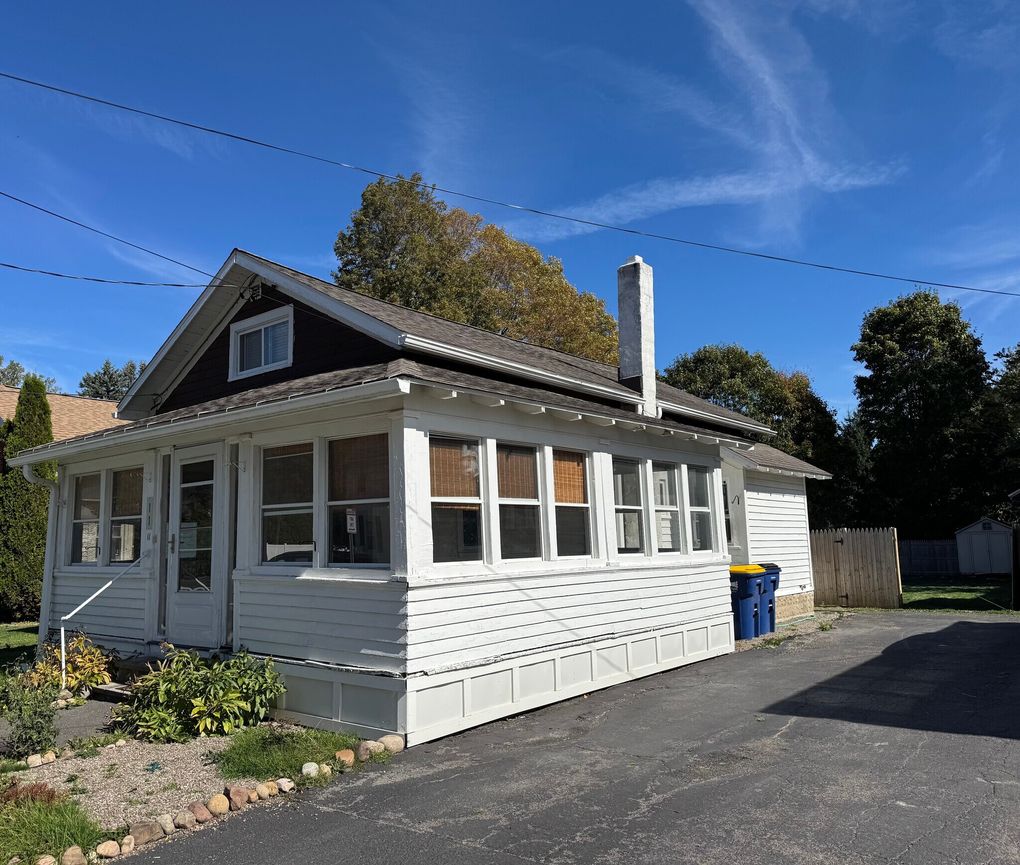 Building Photo - 11 Lincoln Ave